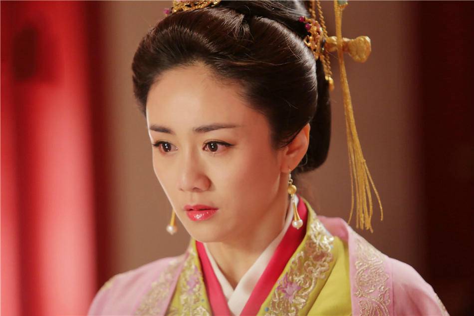 楚怀王老婆郑袖为争宠竟设"掩鼻计"割掉魏美人的鼻子