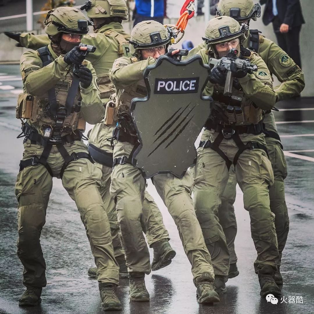 经典短突sigsg553突击步枪图集