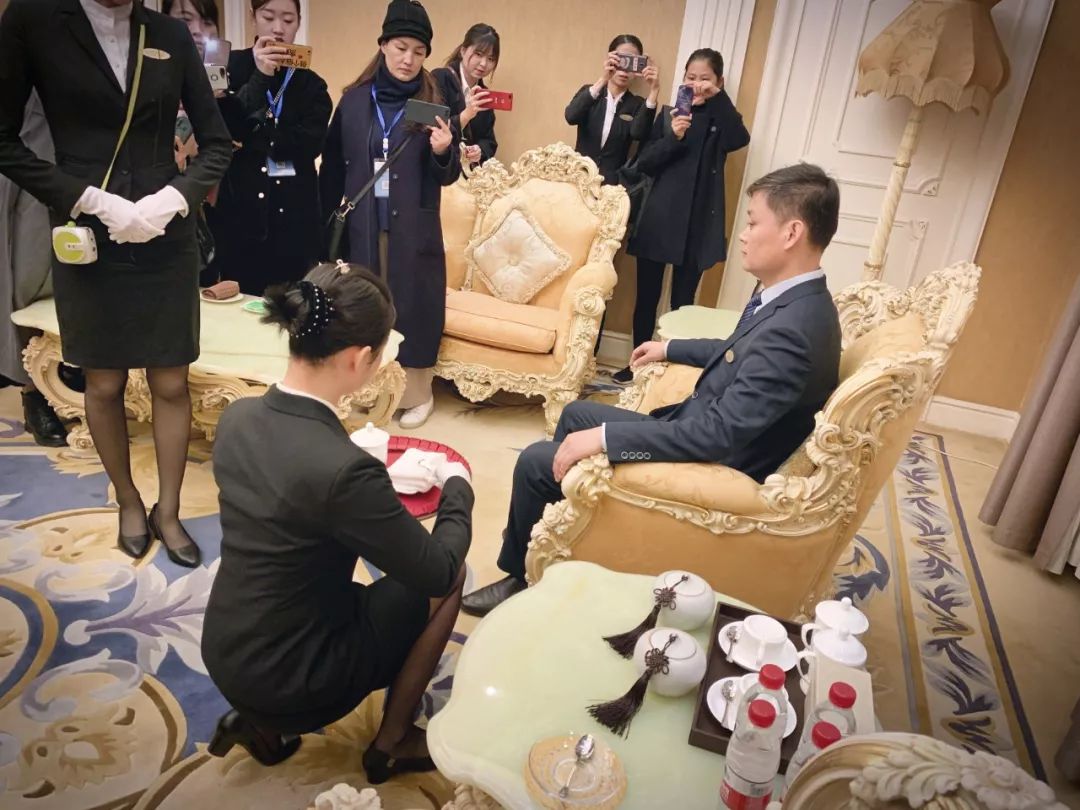 把握服务精髓提升服务技能河南省黄河迎宾馆国宾级酒店vip会议与客房