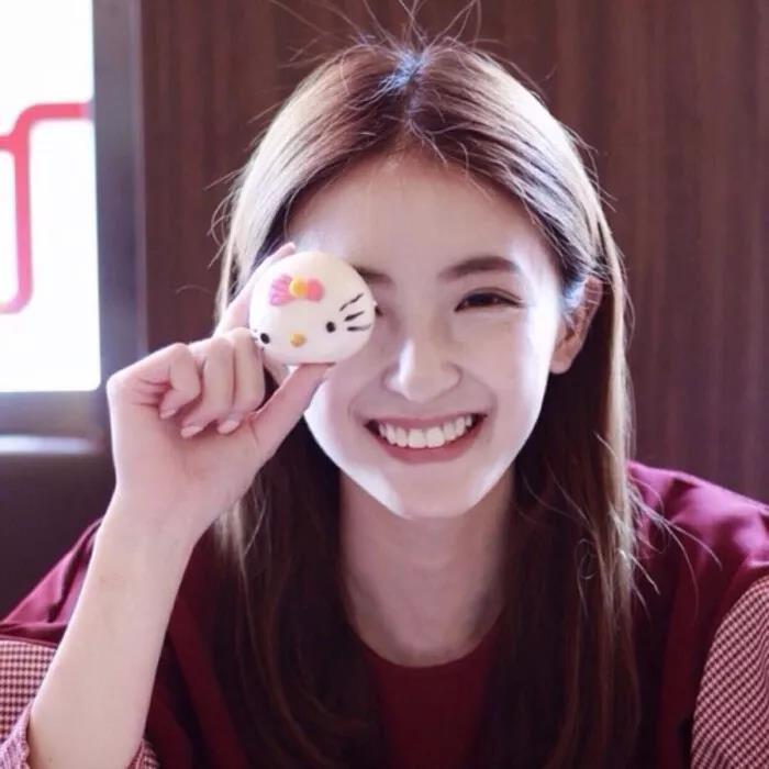 小清新治愈系女头 | 乍见觉欢,久处仍怦然