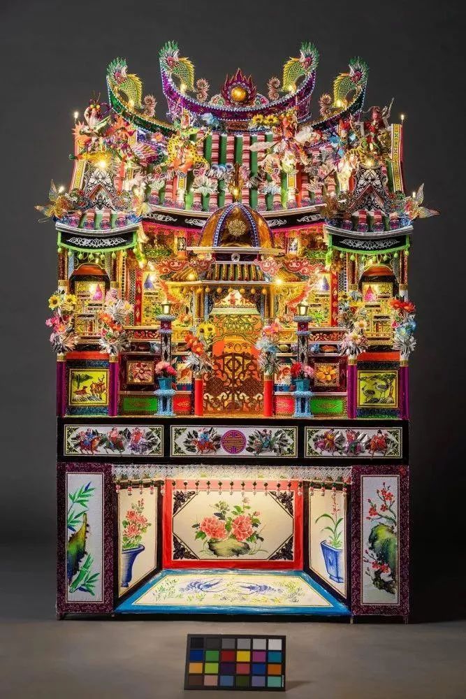 中国传统祭祀纸扎竟火爆巴黎时尚奢侈品包包殡葬一条龙网友做鬼也要