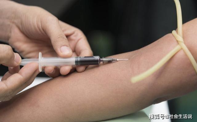 检查血脂水平要注意:74 采血时,空腹12小时以上.