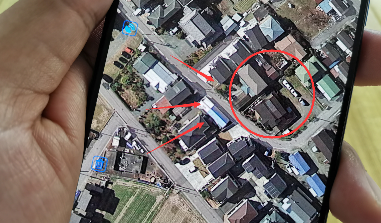 手机实景3d卫星地图,这才是真正的卫星地图,农村看得一清二楚