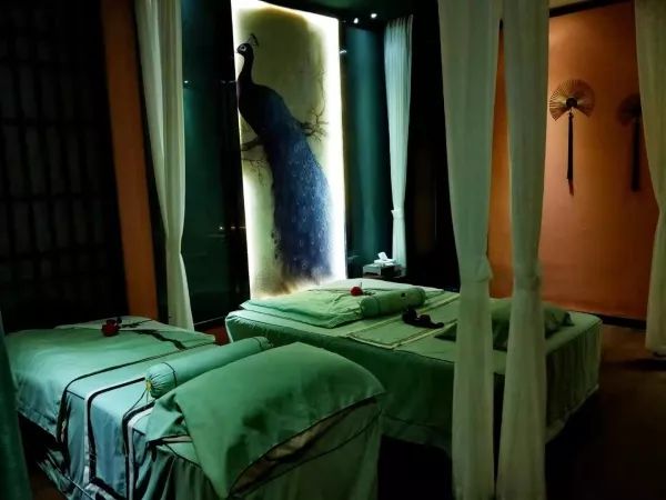 莘庄康坊沐足spa来袭399元抢原价398元60分钟臻品足浴40分钟背部spa25