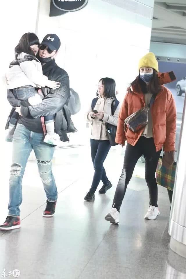 张亮官宣离婚反转!新女友就是前妻?太迷惑了