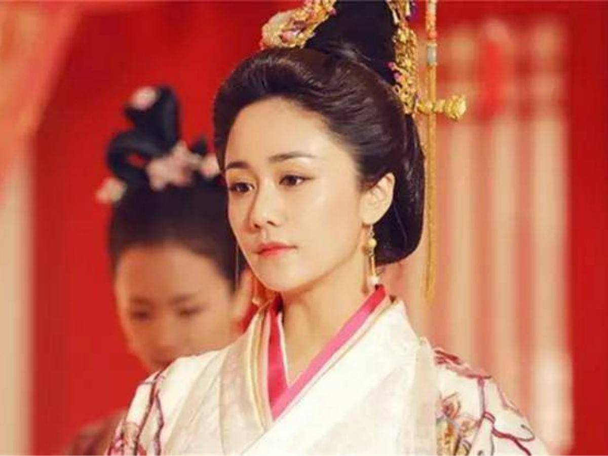 楚怀王老婆郑袖为争宠竟设"掩鼻计"割掉魏美人的鼻子