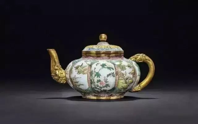 中国风古茶壶,实在是太美了