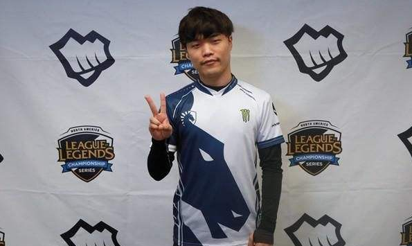 豪气冲天,前skt选手努力7年终于在首尔买下"一栋楼_impact