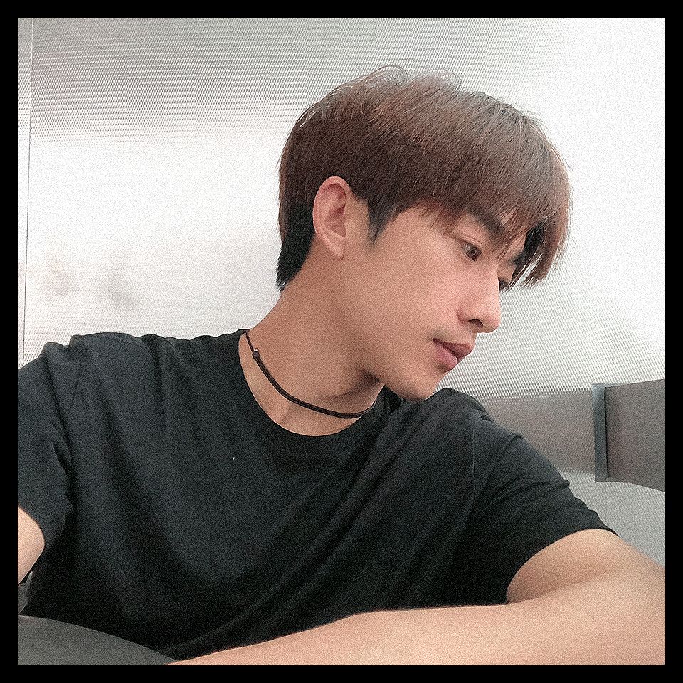 路人拍的男生到底有多帅