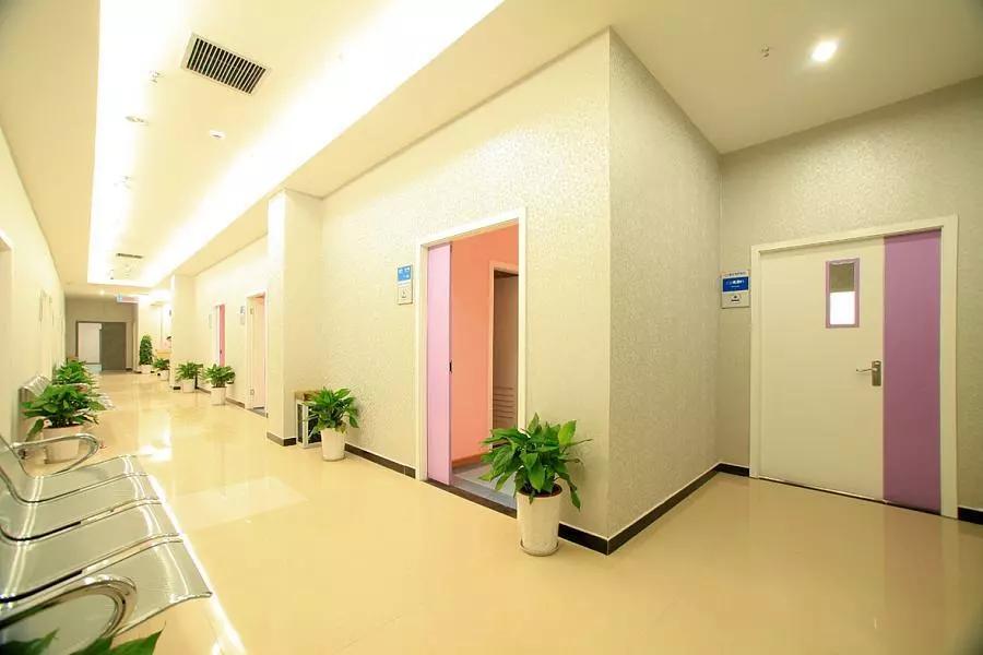 医院也可以更多彩---洁福野心在医院地面色彩的运用