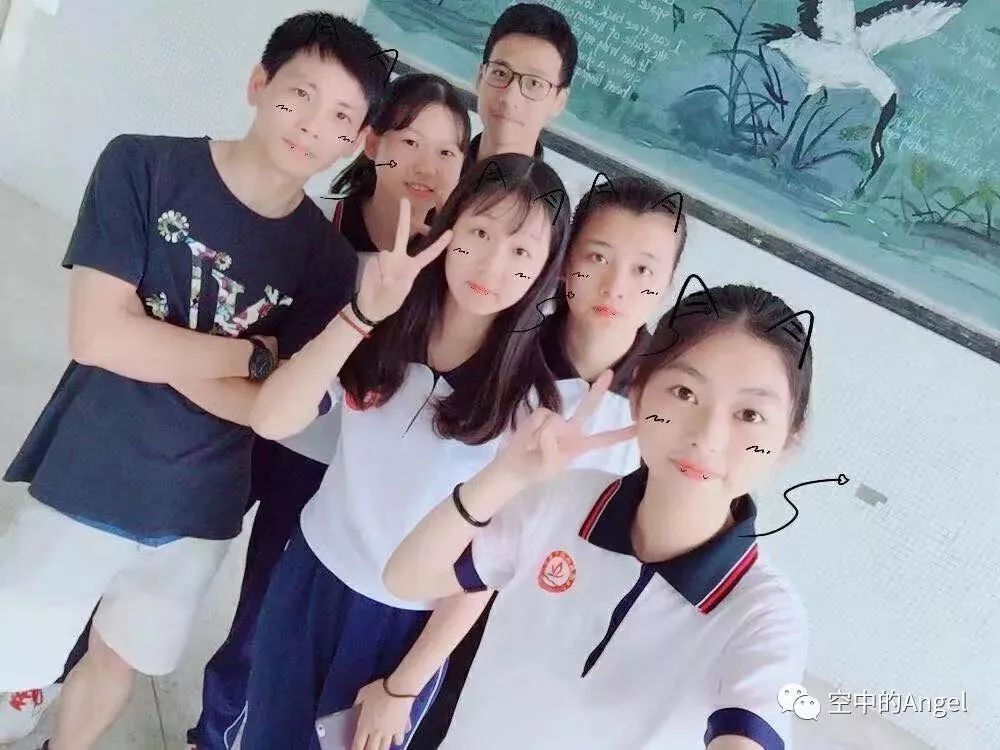 潮阳不少中学校服闪亮登场真的太好看啦