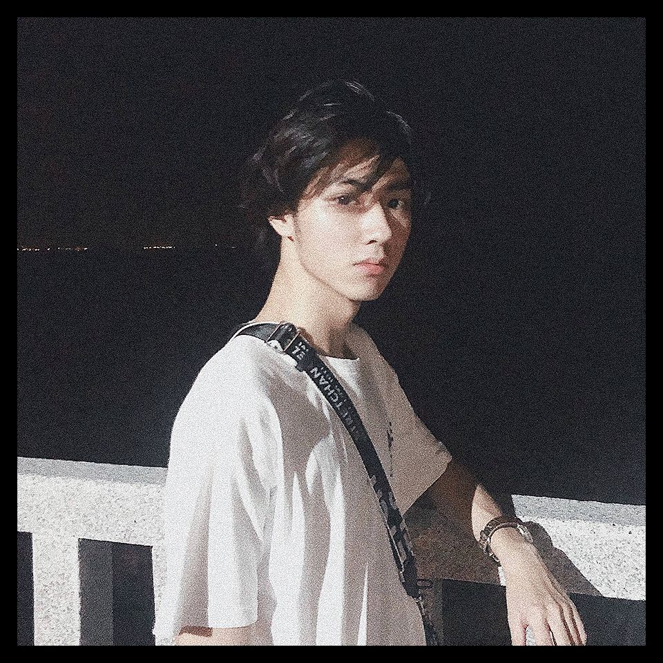 路人拍的男生到底有多帅