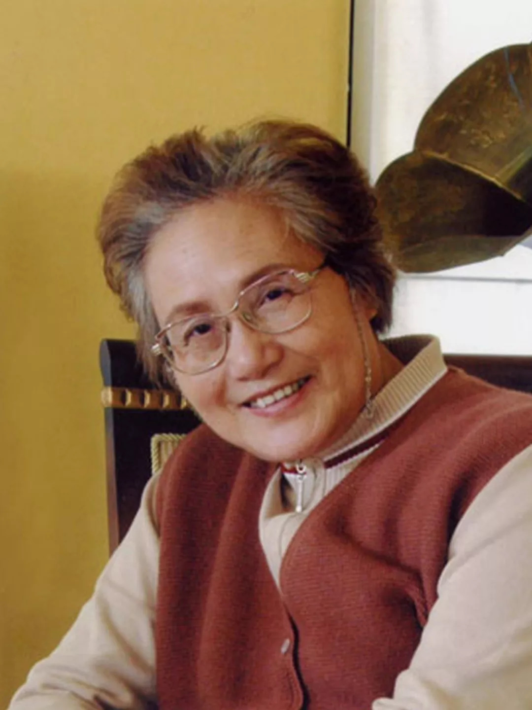 郑毓芝老师也正是因为在这部戏中的精彩表演,郑毓芝老师之后成了电视