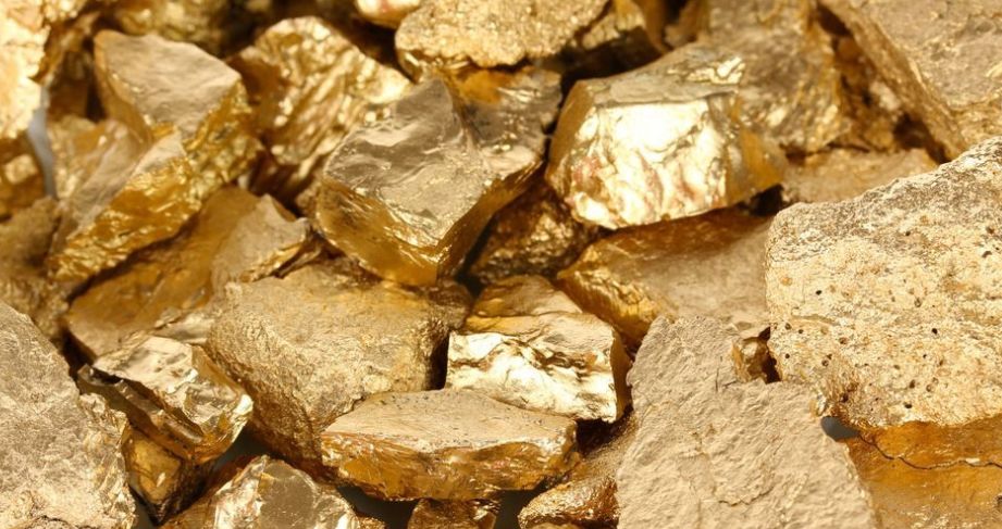 金矿苏里南金矿属于南非金矿带,主要分布在苏里南东北部绿岩带,面积2