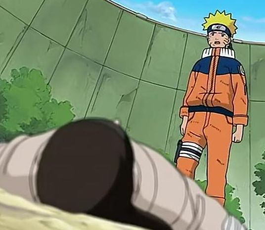 第二个曾经欺负过我们雏田的就是六道佩恩了,当初鸣人被铁棒插在地上