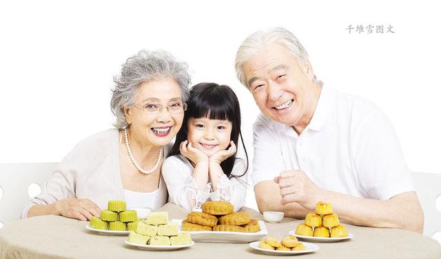 照顾儿孙辈是在享受天伦之乐,还是义务,还是无可奈何之举?