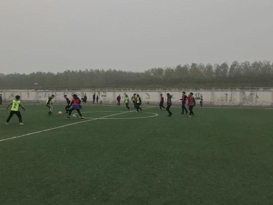 南縣游港中學(xué):凝班魂,展風(fēng)采(圖2) 南縣游港中學(xué):凝班魂,展風(fēng)采(圖2)