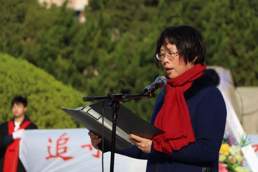 校党总支吴洁书记,复兴校区主任张运暖老师,学教副主任周剑敏老师