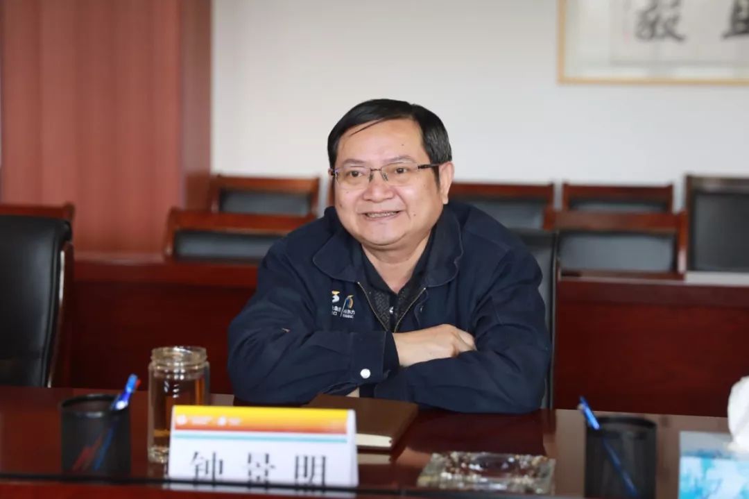 公司要闻邮政储蓄银行宁夏分行行长张雪松来公司调研