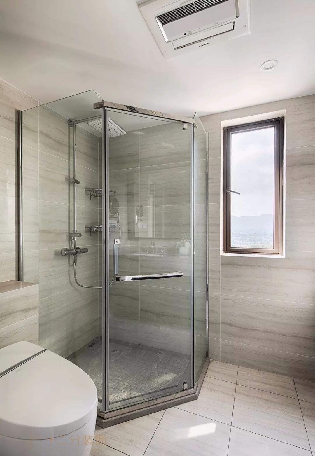 93平中美混搭,次卧改衣帽间,雅致三口之家