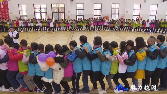 南京市六合區(qū)程橋高級(jí)中學(xué)2019心連心大型公益活動(dòng)(圖3) 南京市六合區(qū)程橋高級(jí)中學(xué)2019心連心大型公益活動(dòng)(圖3)