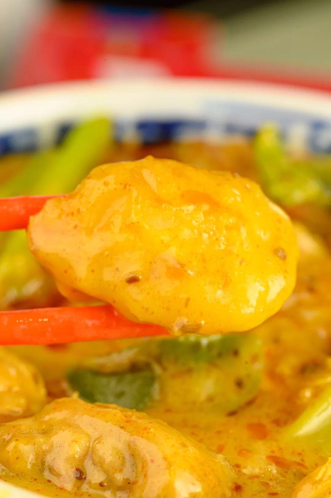 天河cbd街头冰室,专卖怕冷空气的脆皮河粉