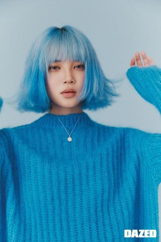 韩国新人女歌手blued最新杂志写真曝光