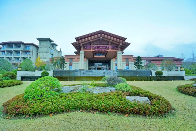 湖州皇冠假日酒店如果你愿意她就是你的花园