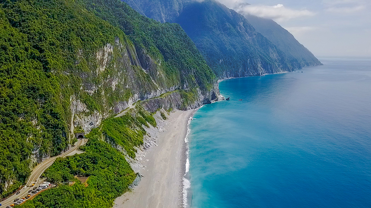 台湾让人充满敬意的自然和工程奇观 清水断崖与太鲁阁大峡谷公路 道路