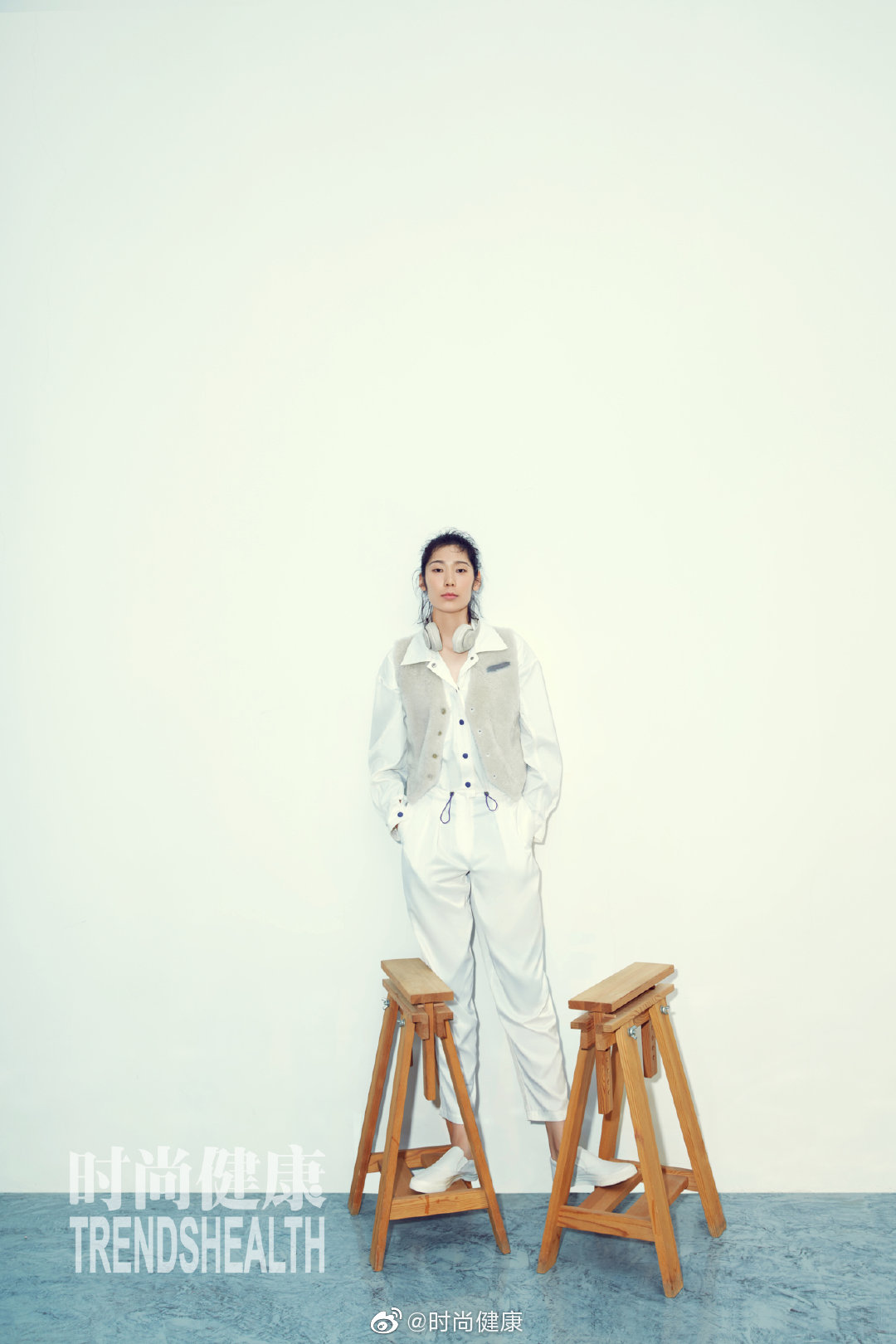 高清:朱婷登时尚杂志封面 霸气朱队展现超模气质