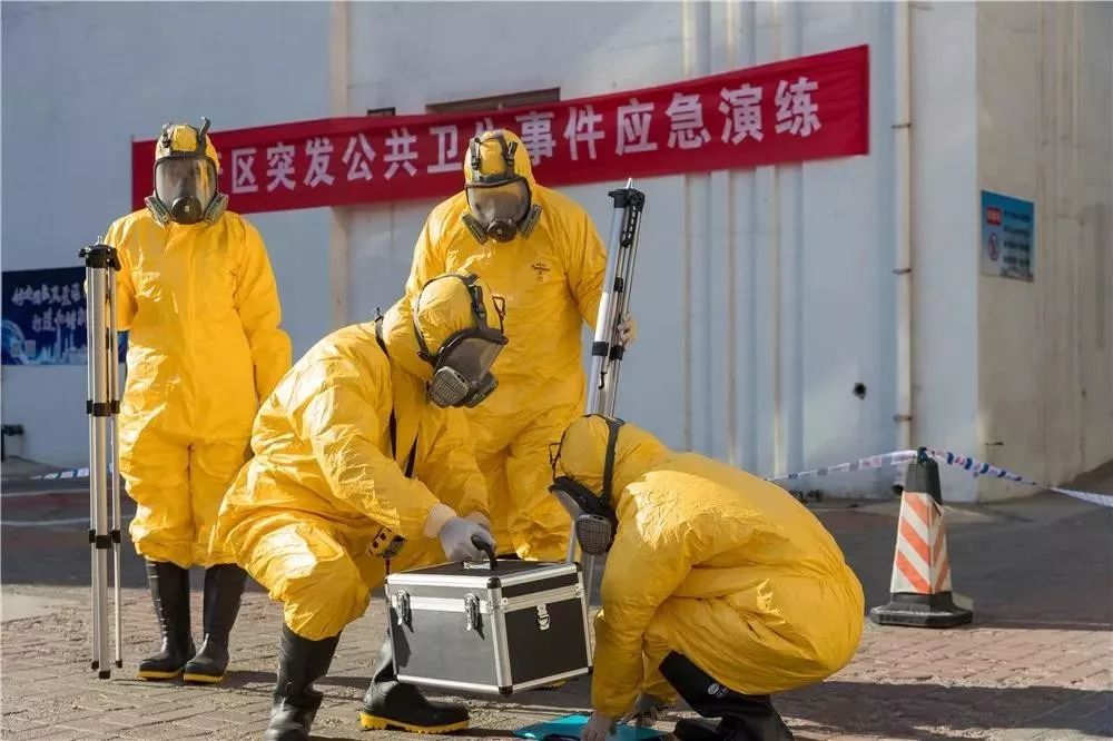 区卫健委组织开展突发公共卫生事件应急演练