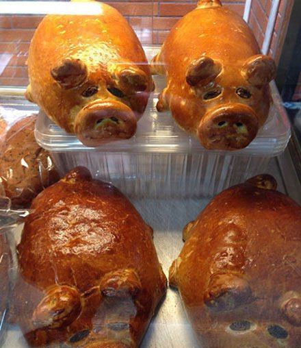 原创搞笑gif趣图这下男扮女装全暴露了