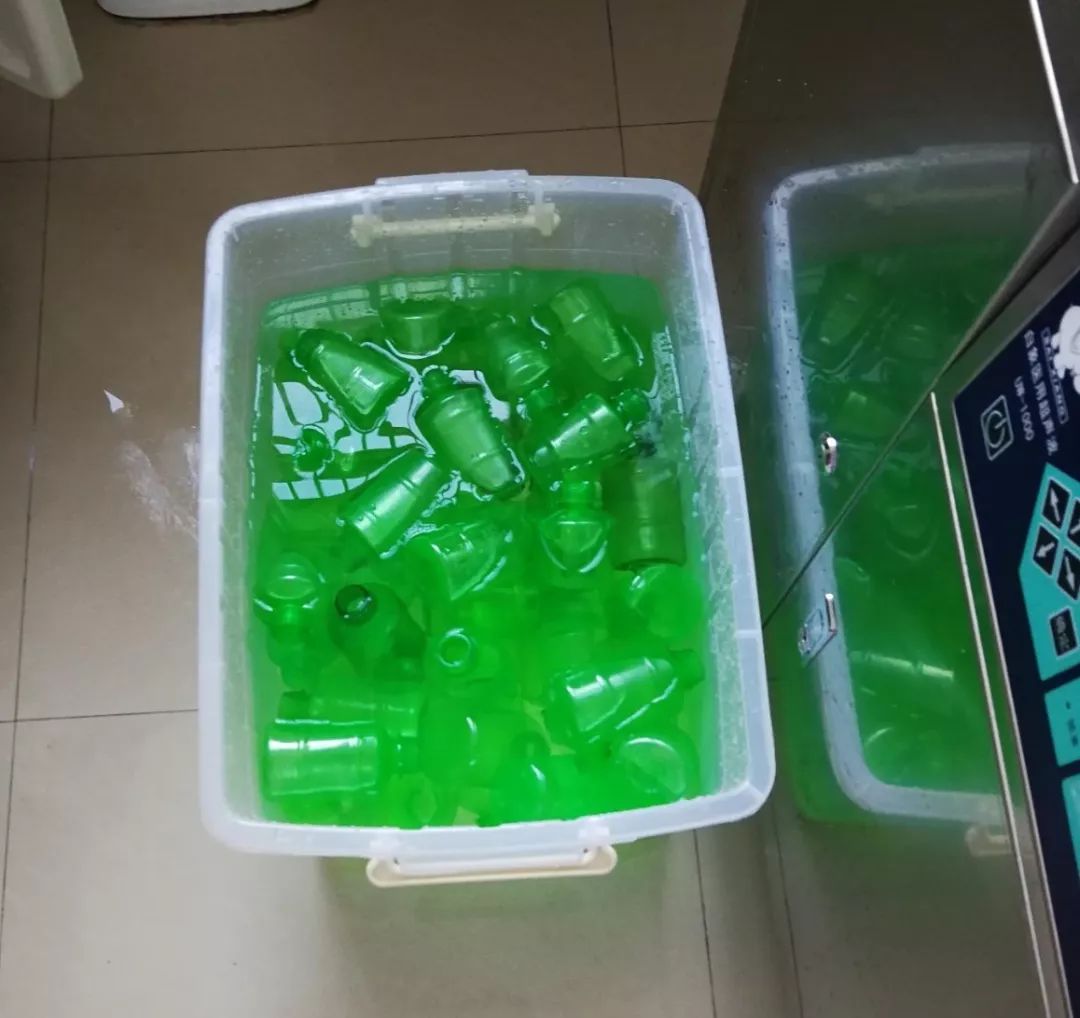 湿化瓶手工清洗消毒小知识