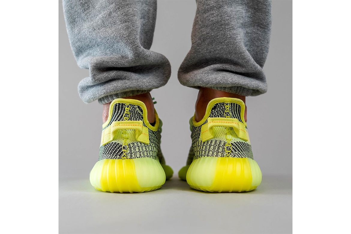 原創yeezy boost 全新350v2反光版上腳圖集再出,網友表示:就這?