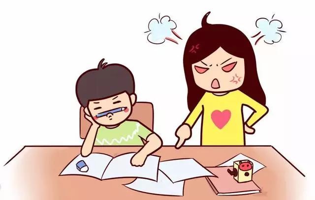 家长给孩子辅导作业时竟然把自己的手捆住原因你却想不到