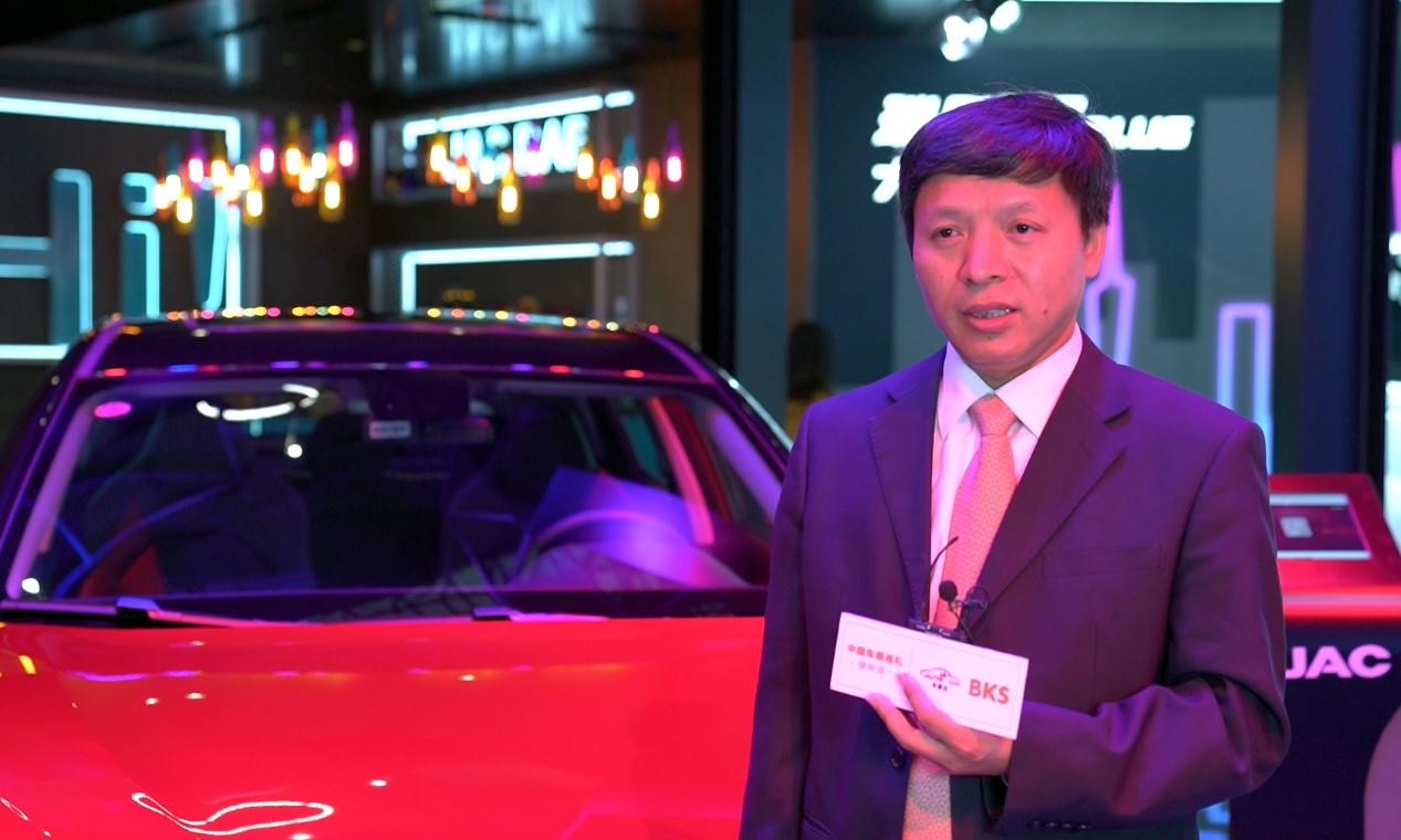 佘才荣举例说,作为哈萨克斯坦32个产业振兴项目中唯一的汽车行业项目