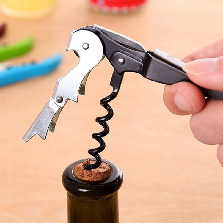 开葡萄酒老是断塞几个技巧避免尴尬