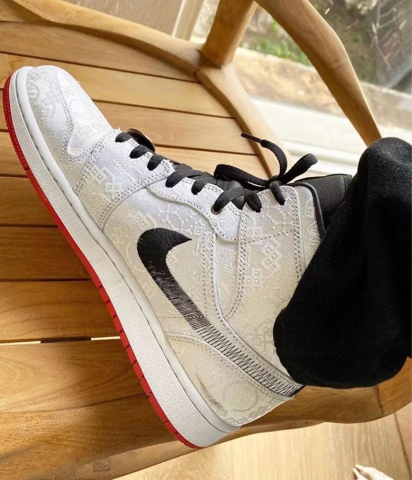 fa店铺仅2家发售,陈冠希 x aj1"白丝绸"抢购攻略曝光!