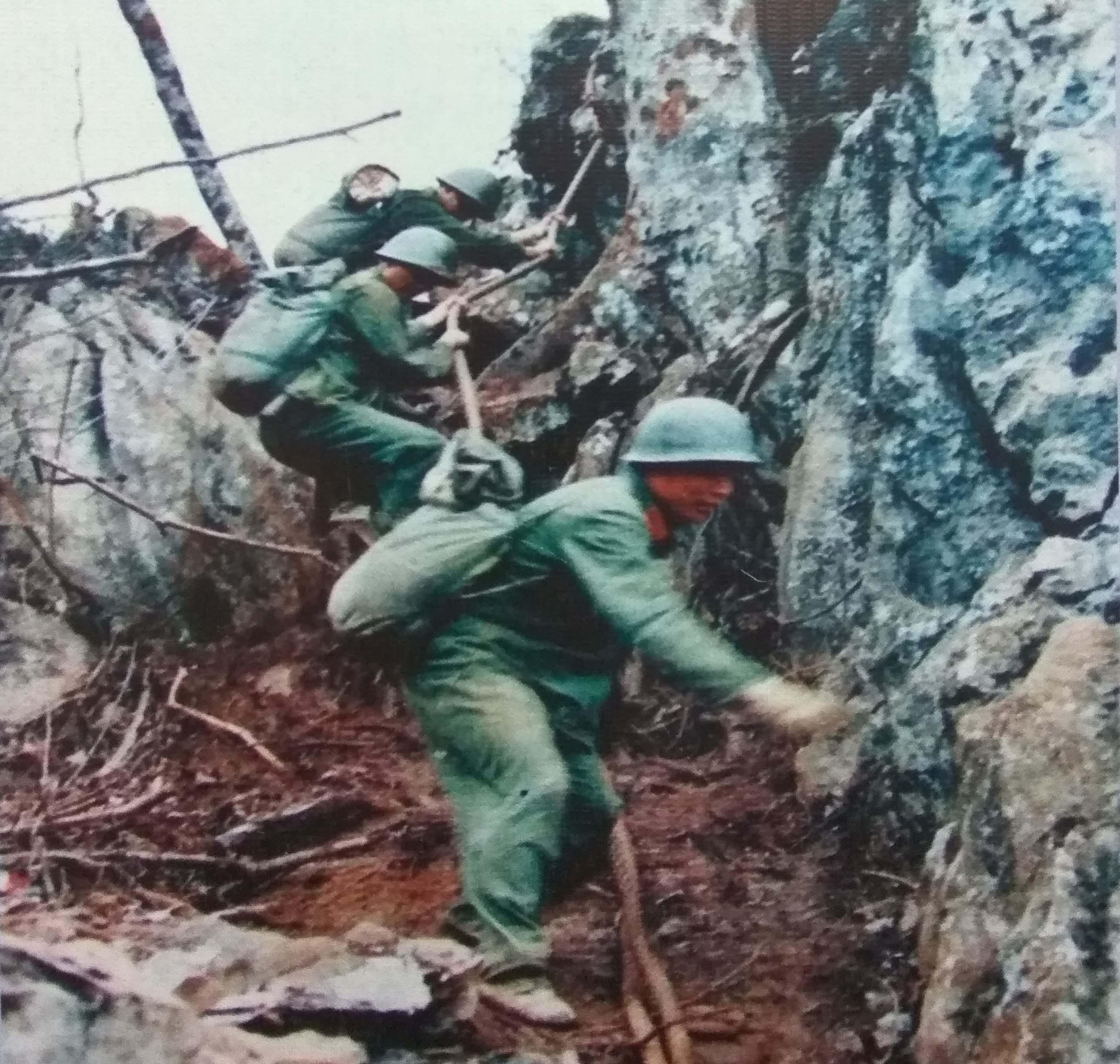 2004年老山战役图片