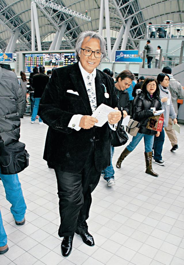 原创邓永锵爱女邓爱嘉庆木婚晒婚照难忘父亲可惜香港贵族之家后继无人