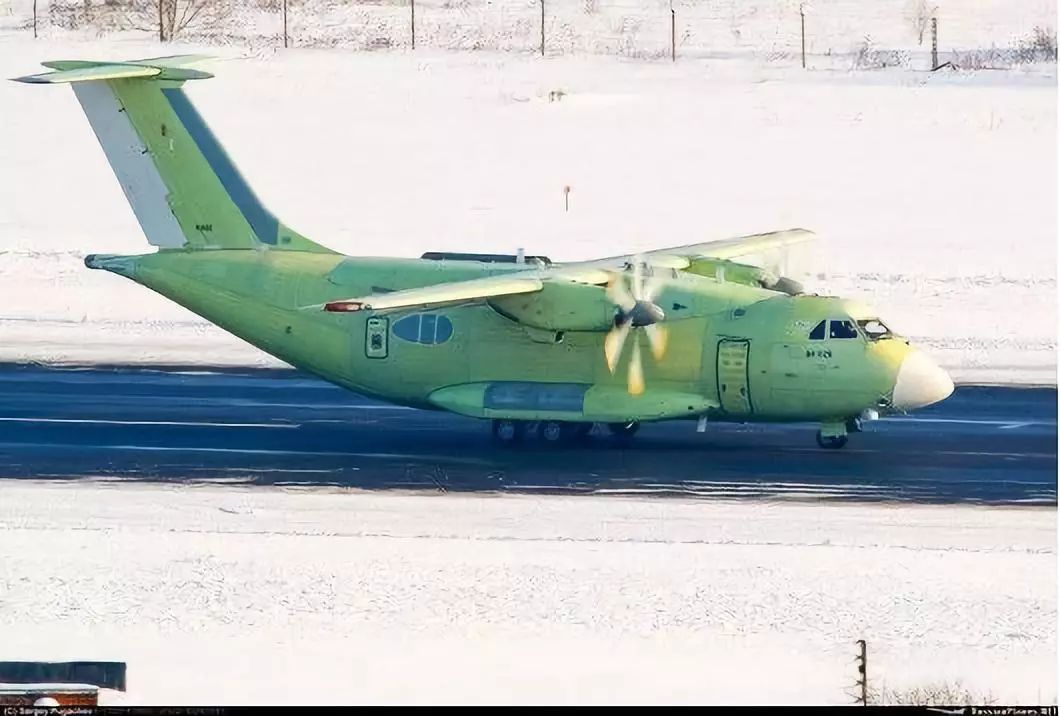 许佳 叙利亚实战经验?"炮艇机"装备再获俄军关注