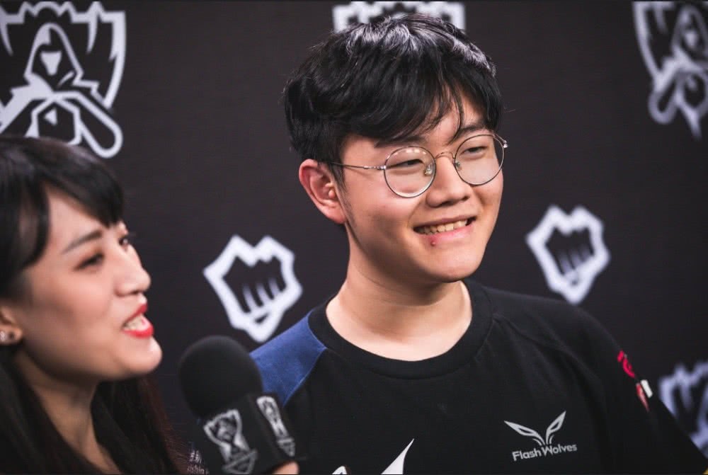 betty大概率加入rng解说cat爆料很有可能转到打野位置