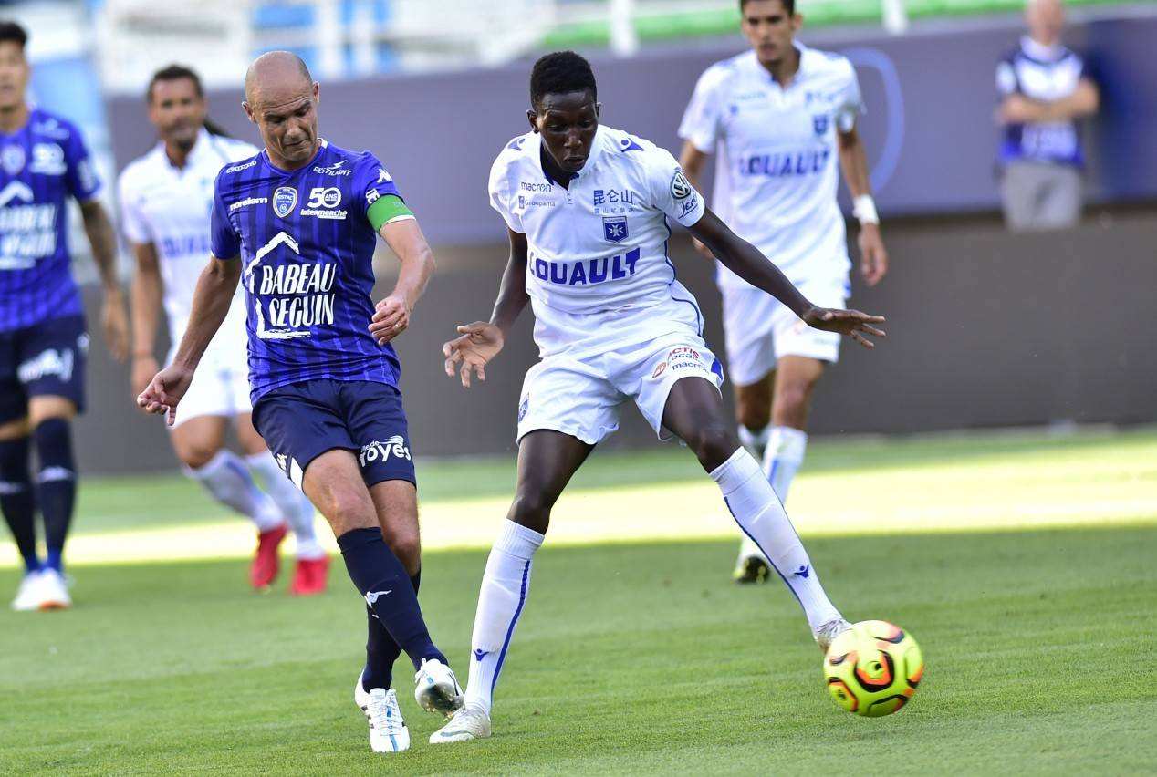 特鲁瓦上轮走访战绩相当的索肖成功拿到三分,同时结束三轮不胜,士气为