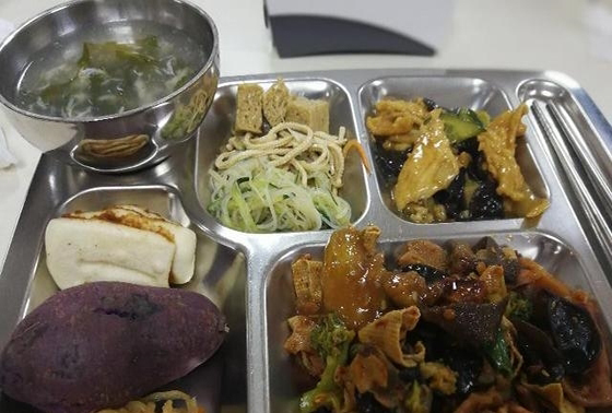 电子厂吃饭伙食怎么样
