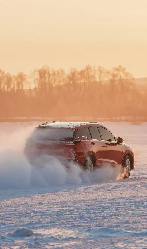 壁纸丨海马8s陪你驭雪走天涯,以激情驱寒冬_搜狐汽车_搜狐网