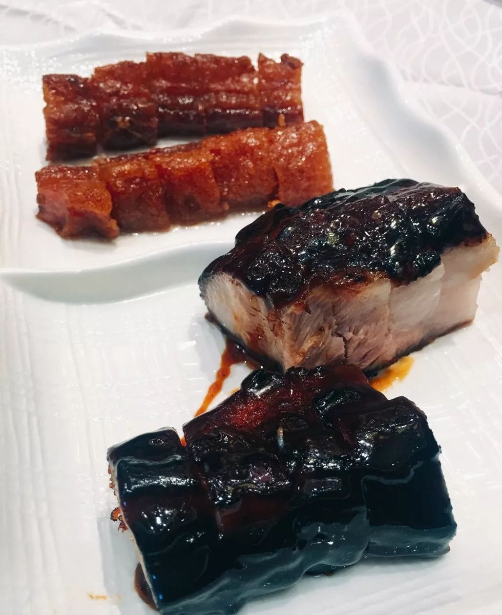 大董|当"水果中的鱼子酱"指橙邂逅广州名菜"黑叉烧"