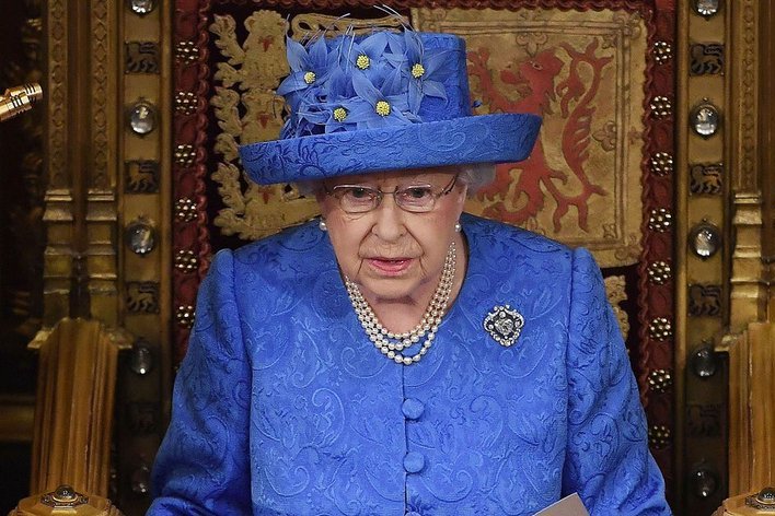 外媒疯传英国女王驾崩:明天9点半宣布,王室紧急声明,真相曝光