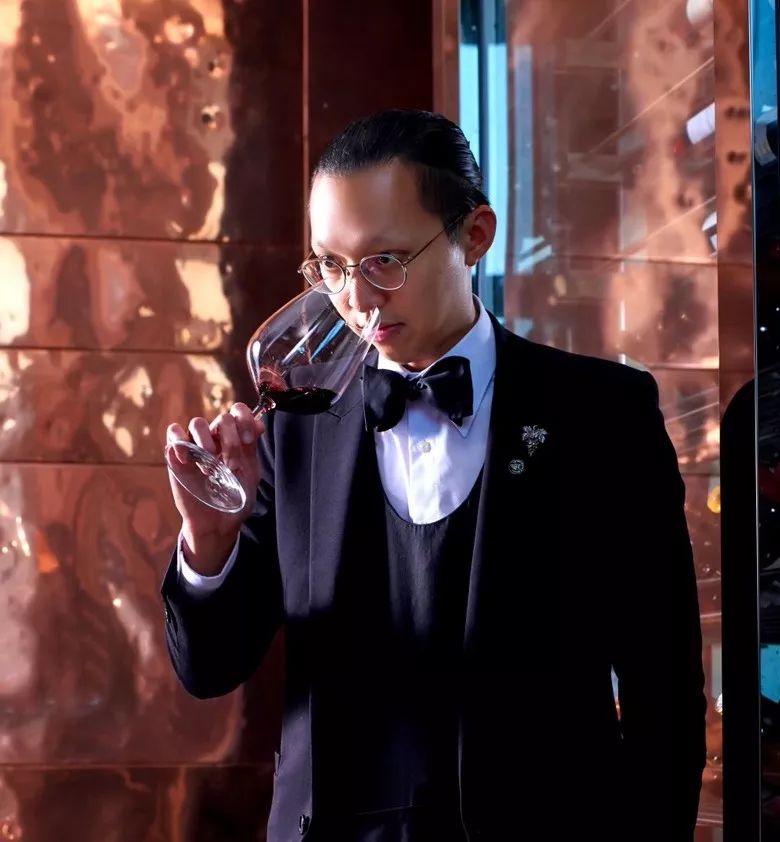 dung tram tranduc linh vu描边文字-9越南vongsuwan tanapongteeta