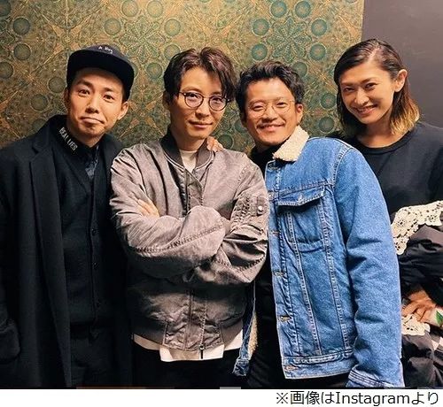 星野源与小栗旬夫妇同框