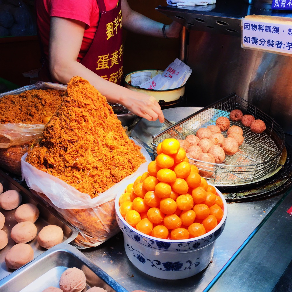 宁夏夜市美食特搜!必比登推荐,排队人气名店,宵夜好去处通通报你知!